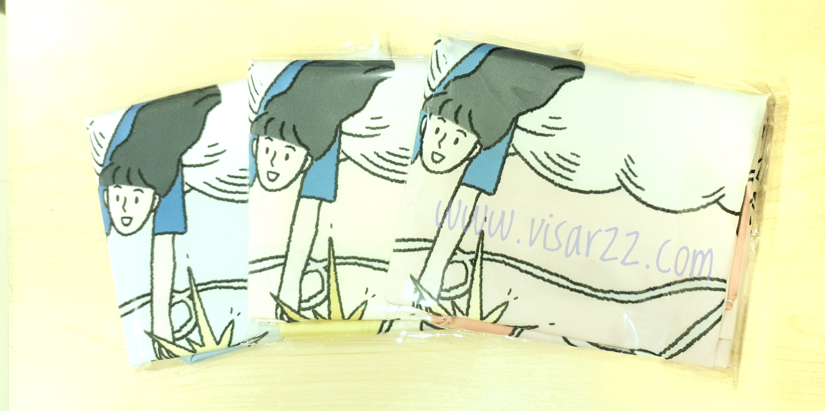 (สีเหลือง) Laneige ผ้าคลุมไหล่ Sparkle My Life ออกแบบโดย Sundae Kids เนื้อนุ่มลื่น เบาสบาย สวยทุกมุม คลุมได้ไม่เบื่อ เนื้อผ้าดีเทียบเท่าแบรนด์ดังๆ ในไทยเลยค่ะ ขนาดใหญ่สะใจ