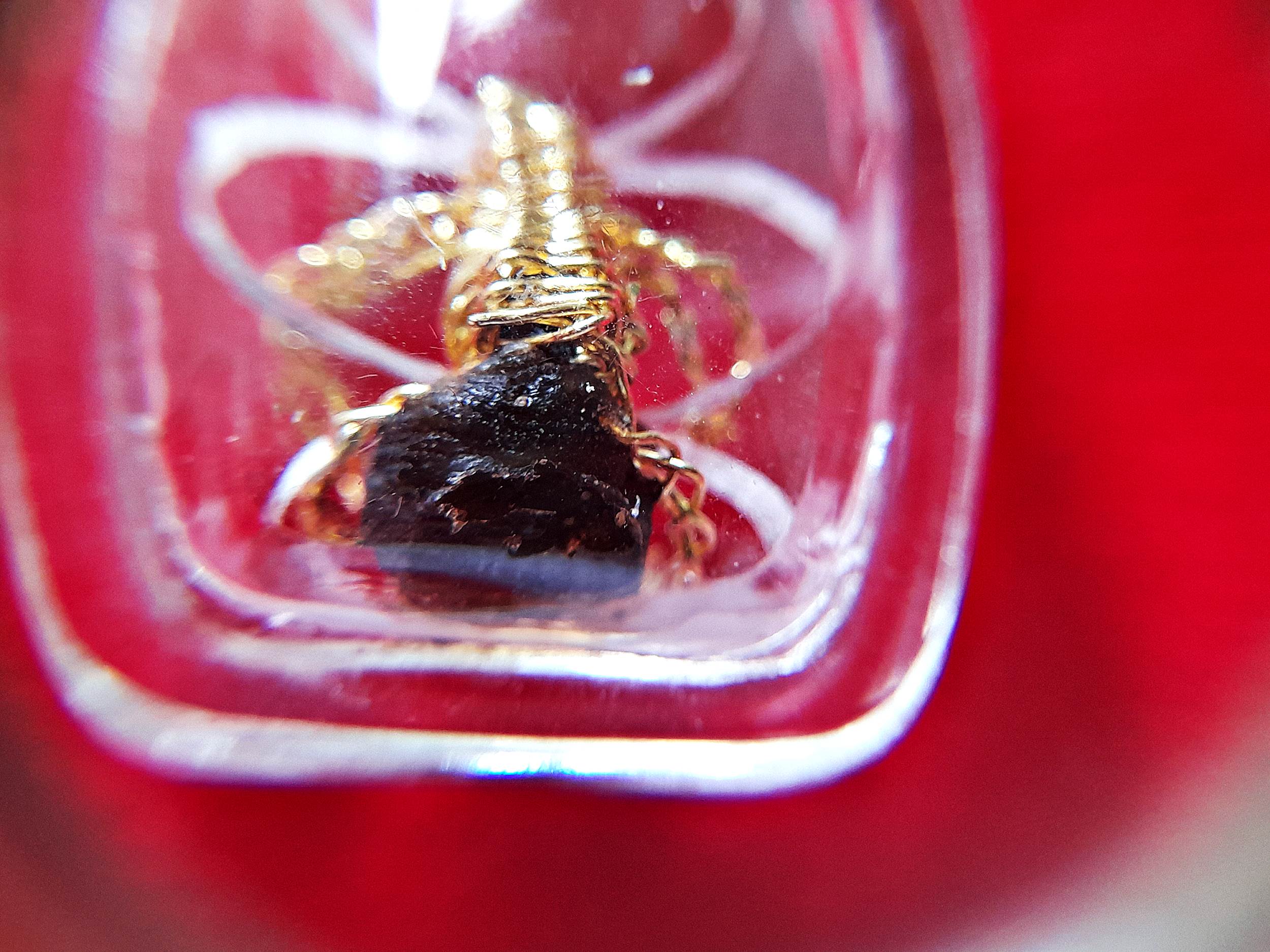 หุ่นพยนต์ เนื้อทองคำแท้ #รับประกันแท้และทันเสก - หลวงพ่ออุดม วัดพิชัยสงคราม (หลาน อ.ก๋งจาบ สุวรรณ สายวัดประดู่ทรงธรรม)