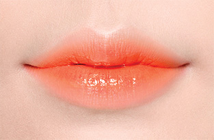 (ลด45%) Laneige Two Tone Tint Lip Bar 2g # 2 Tangerine Slice ลิปทูโทนผสานทินต์และบาล์มในสองเฉดสี สองเนื้อสัมผัส ให้คุณแต่งแต้มเรียวปากสไตล์ K-Beauty ให้น่ารักได้แบบไม่ต้องพยายาม