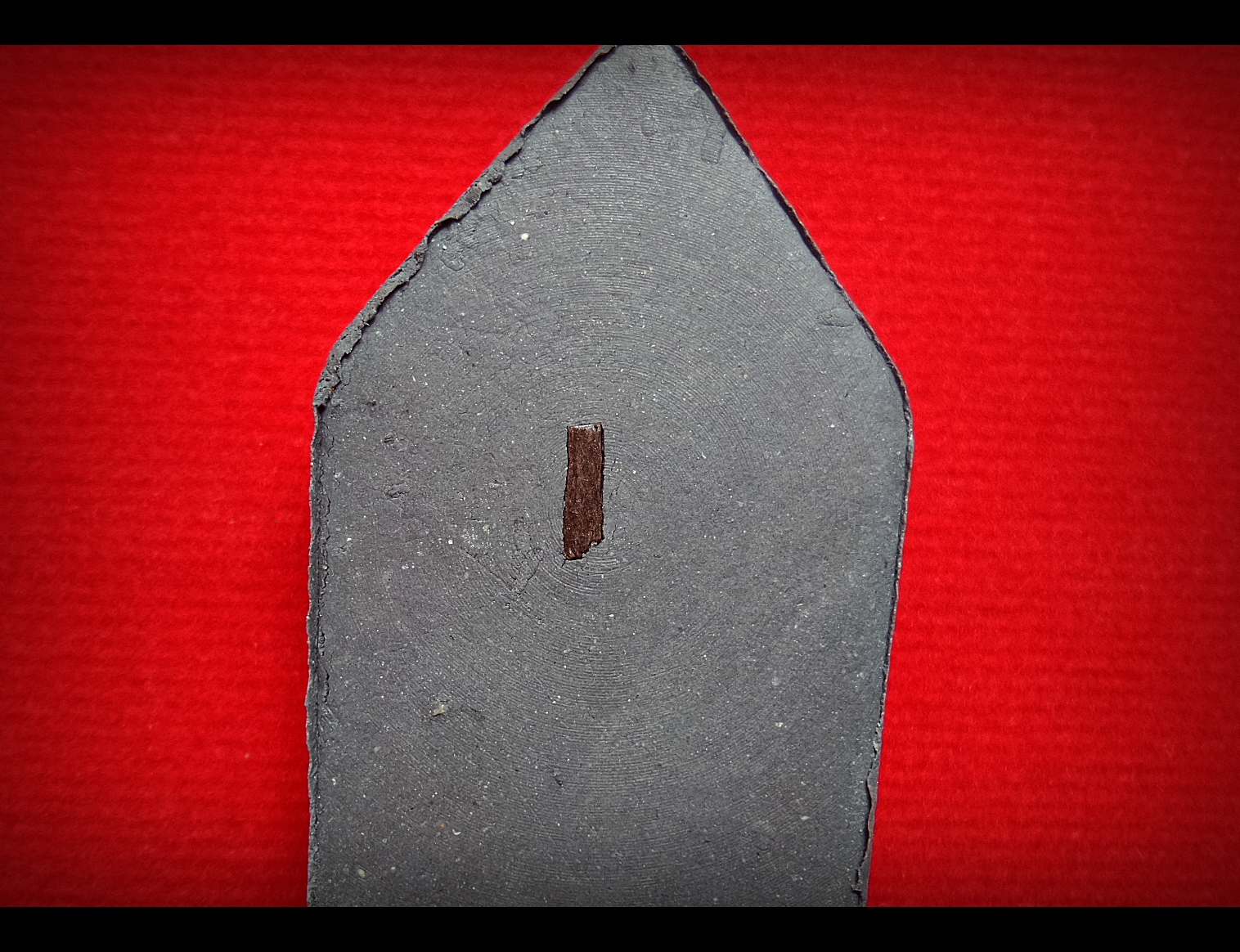 พระขุนแผนกาญจนา ไม่ปิดทอง หลังฝังไม้เสาโบสถ์วัดหนองบัว หลวงปู่เฒ่ายิ้ม สร้างโดย พ่อครูพระอาจารย์ศิริพงศ์