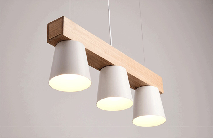 โคมไฟแขวนเพดาน 3 ดวง โป๊ะโคมสีขาวทรงแก้วน้ำคานไม้เนื้อแข็งสไตล์โมเดิร์น minimalist [6002D]