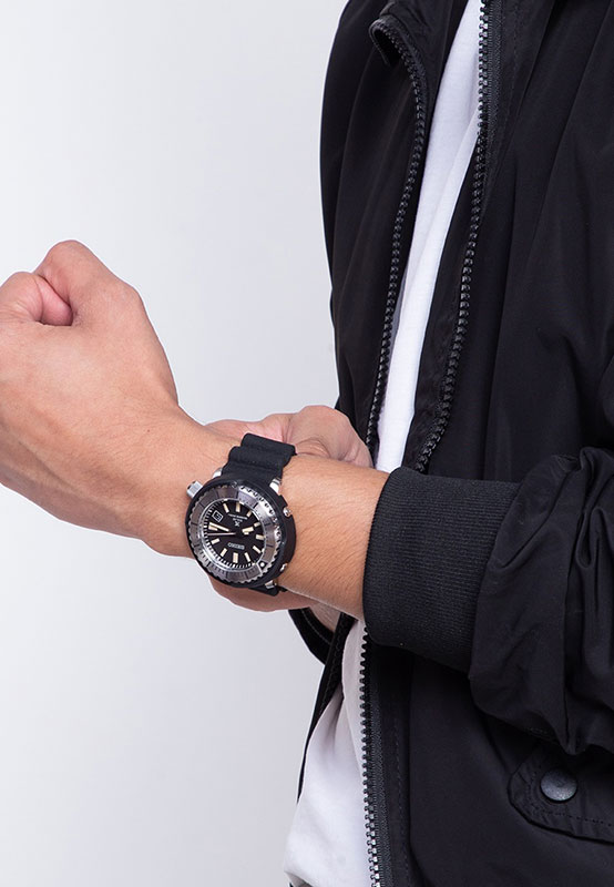 Karnvera Shop นาฬิกาข้อมือผู้ชาย Seiko Prospex Solar Diver's SNE541P1 200M Men's Watch
