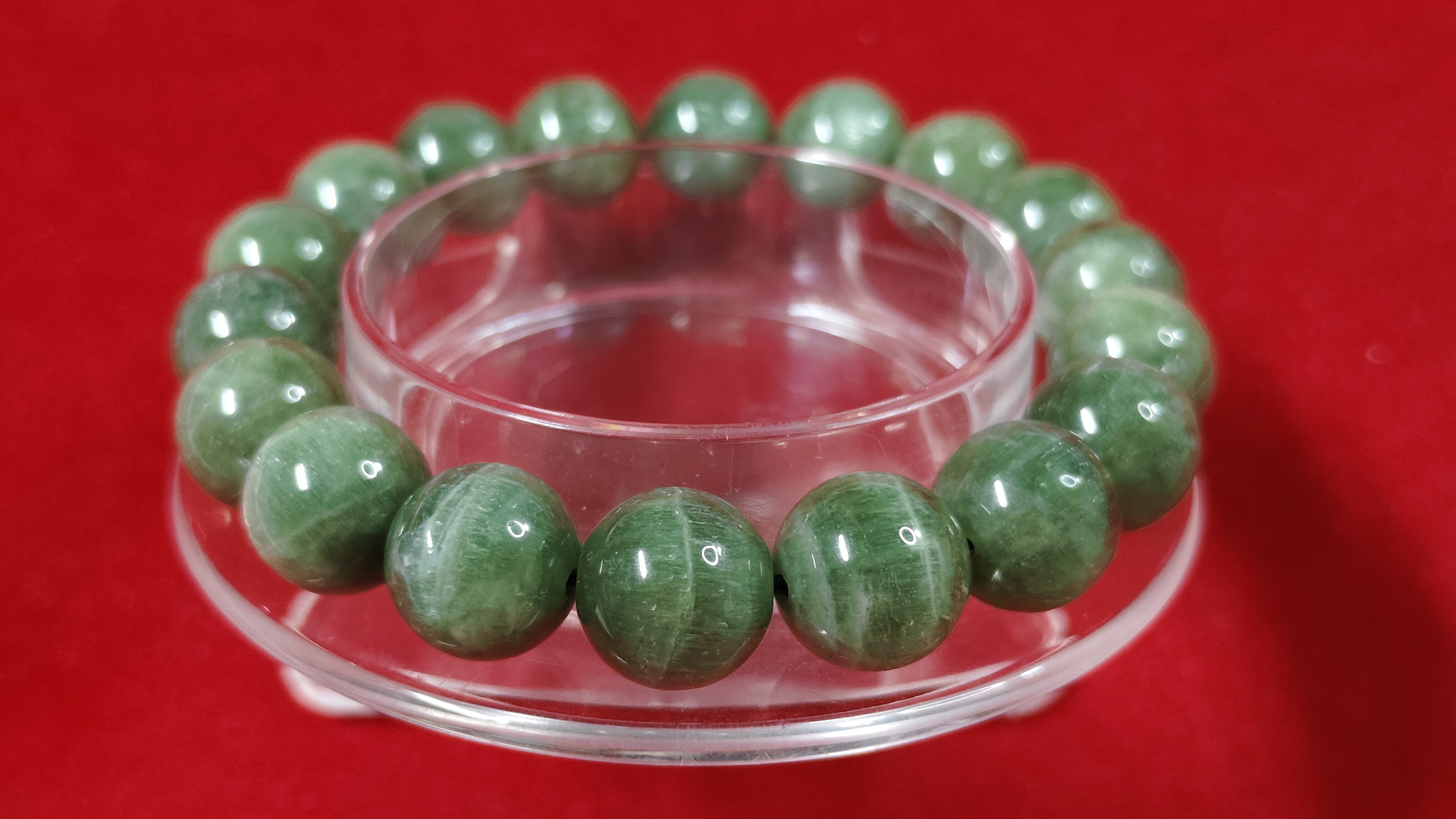 #ข้อมือหินการ์เนตเขียว รหัสbh-0053