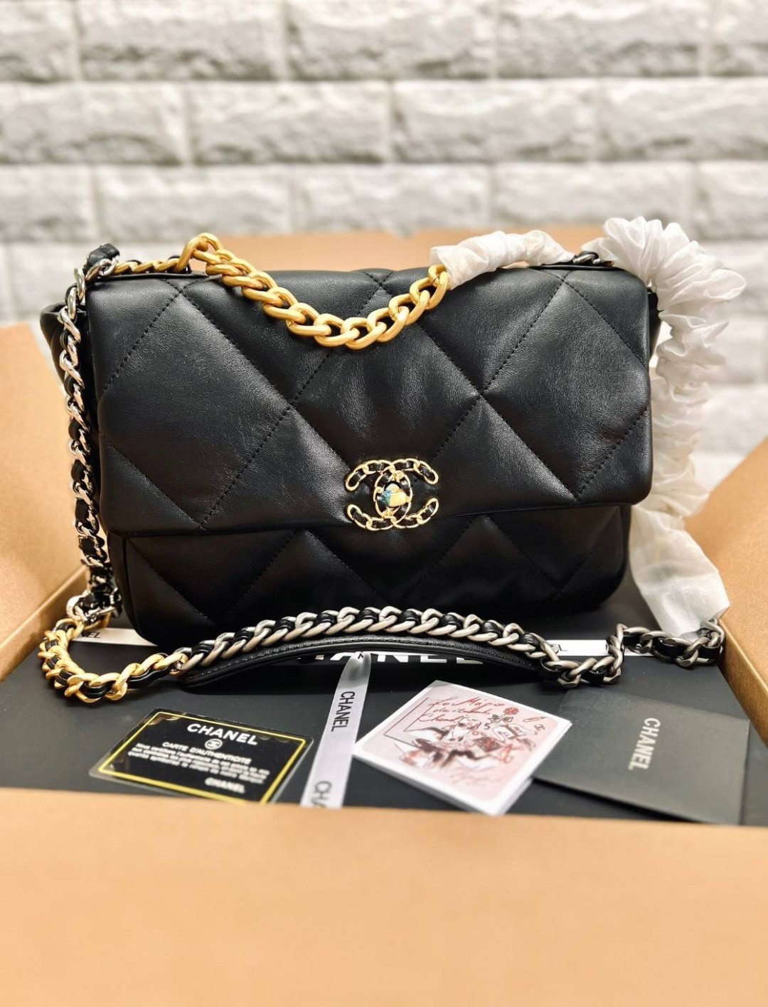 CHANEL 19 FLAP BAG 30CM (แอดไลน์ก่อนสั่งซื้อ)