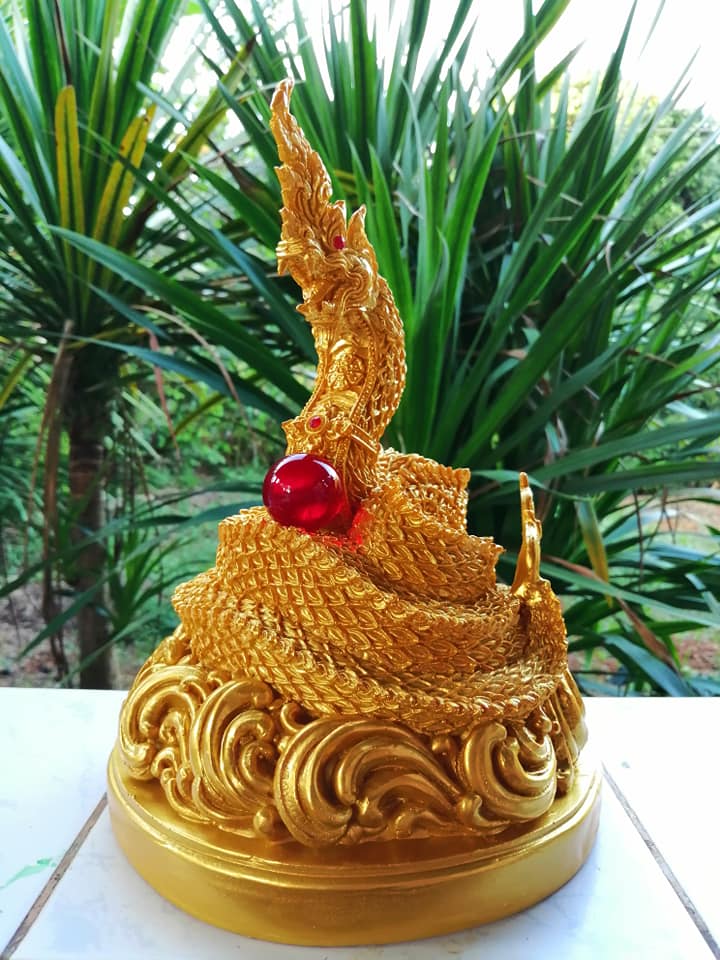 รูปหล่อ พญานาค พญามุจลินท์นาคราช พร้อมลูกแก้ว (งานหล่อเรซิ่นคุณภาพเกรดA) (สูง10.9 ฐานกว้าง7.5 นน.2.5กก) (ขายปลีก ขายส่ง)