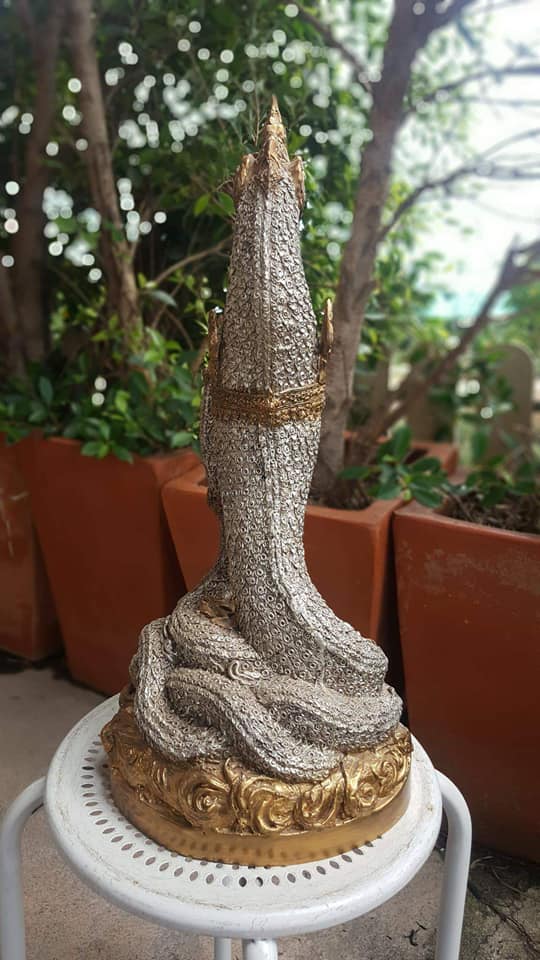 รูปหล่อ พญานาคคู่ นาคเกี้ยว เนื้อทองเหลือง​ สองกษัติย์ สูง19นิ้ว