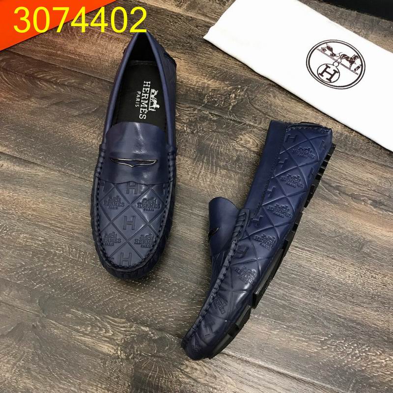 hm men แบบอีกเยอะกดดูด้านในค่ะ size 38-44 ,45-46 มีบางแบบ