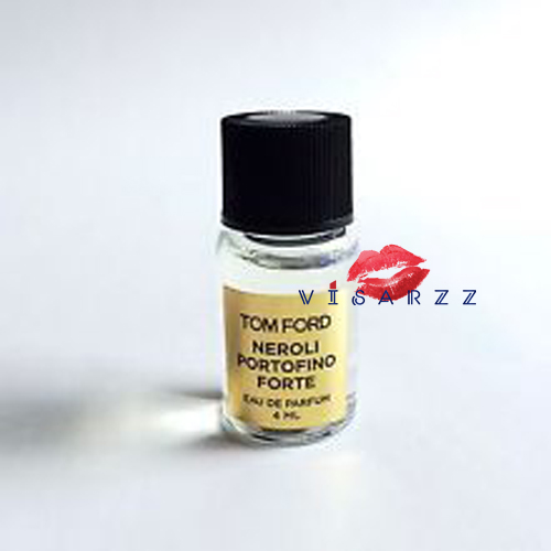 Tom Ford Oud Wood Eau De Parfum 4mL หัวแต้ม หอมสดชื่น สดใส มีชีวิตชีวาค่ะ