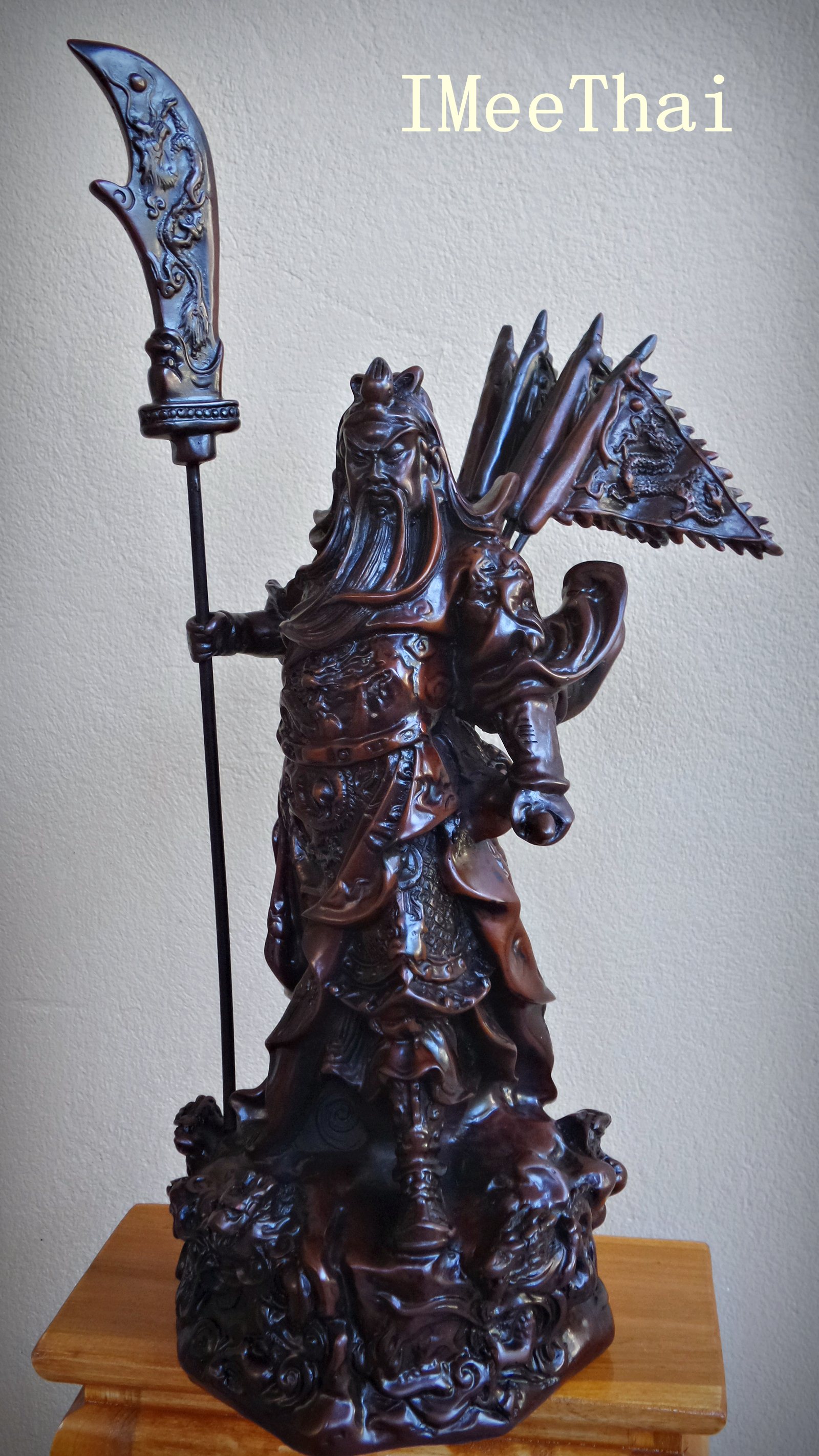 รูปปั้น เทพเจ้า กวนอู่ ออกศึก