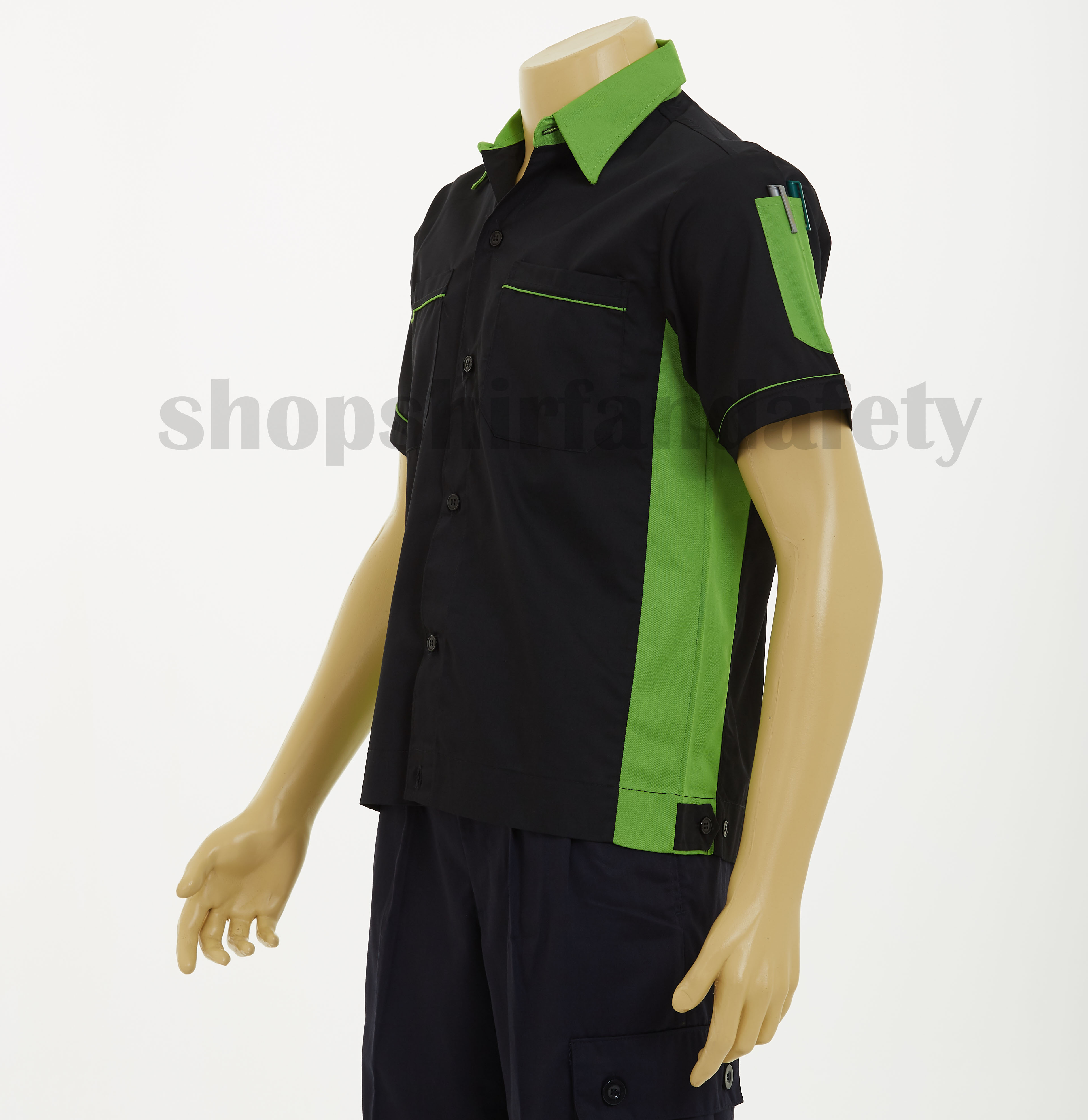 เสื้อช็อปแขนสั้นแบบดำข้างเขียว