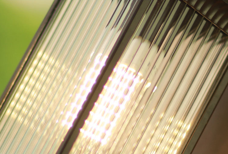 โคมไฟติดผนังภายนอกติดระเบียง ทรงสี่เหลี่ยมสีดำสไตล์ยุโรปโมเดิร์น [VC-01]