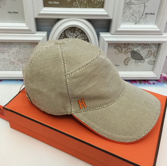 หมวก hm cap hiend หลายแบบ สอบถามได้ค่ะสต็อคเปลี่ยนตลอด