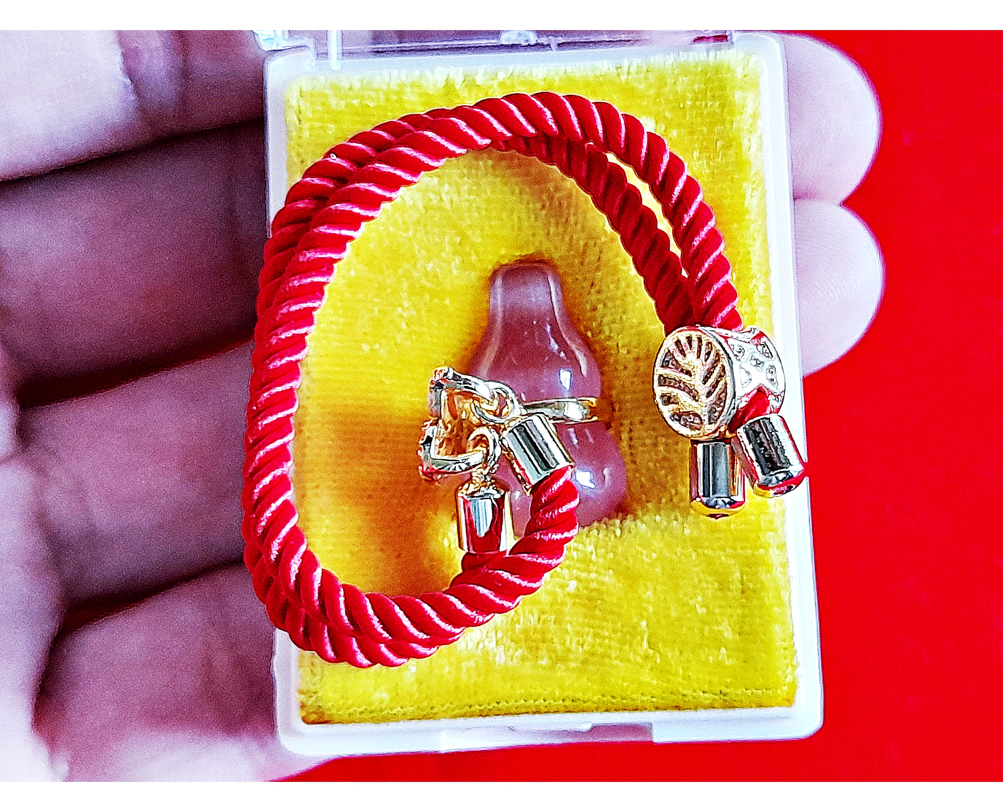 น้ำเต้า (สีชมพู) วัดปากน้ำภาษีเจริญ พร้อมเชือกร้อยข้อมือ - ปลุกเสก โดยวิชาธรรมกายสายหลวงพ่อสด #รับประกันแท้