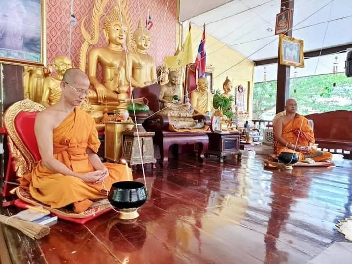 รูปหล่อ พระพุทธ ปางอุ้มบาตร มหาลาภ - หลวงพ่อเพรชสมุทร(หลวงพ่อบ้านแหลม) (สูงประมาณ1ไม้บรรทัด) - (เข้าพิธีปลุกเสกแล้ว หลายพิธี ตั้งแต่ ปี2562-2564) #รับประกันแท้