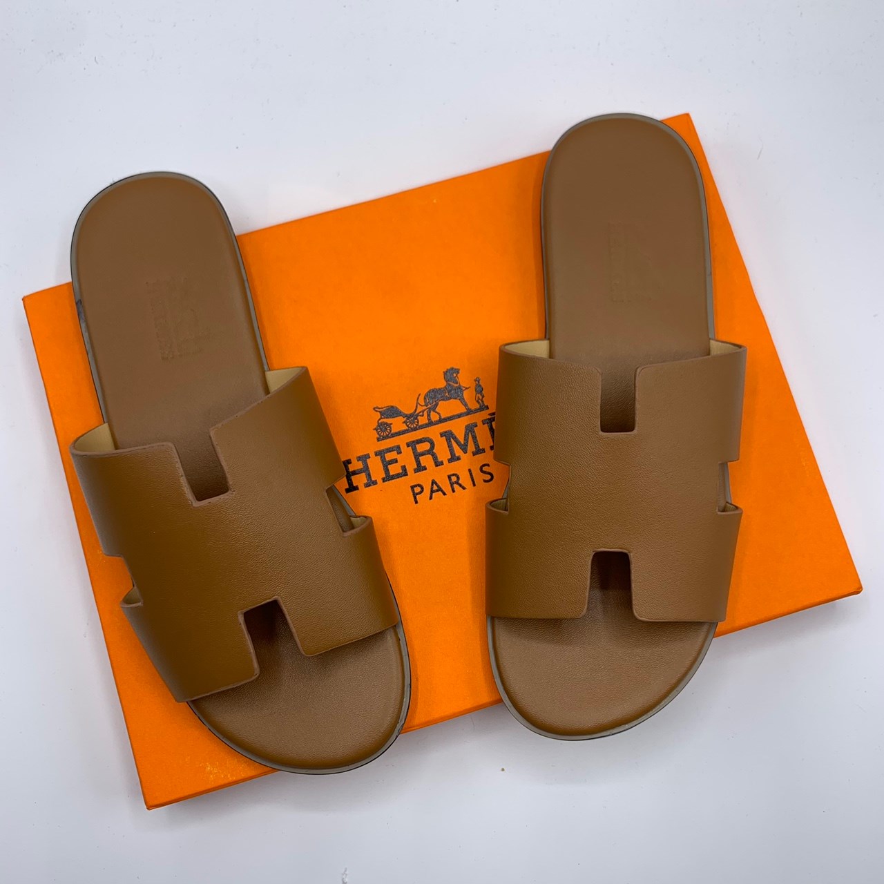 รองเท้าแตะ hm men sandal มีหลายสี หลายแบบ size 38-45 กดดูเพิ่ม