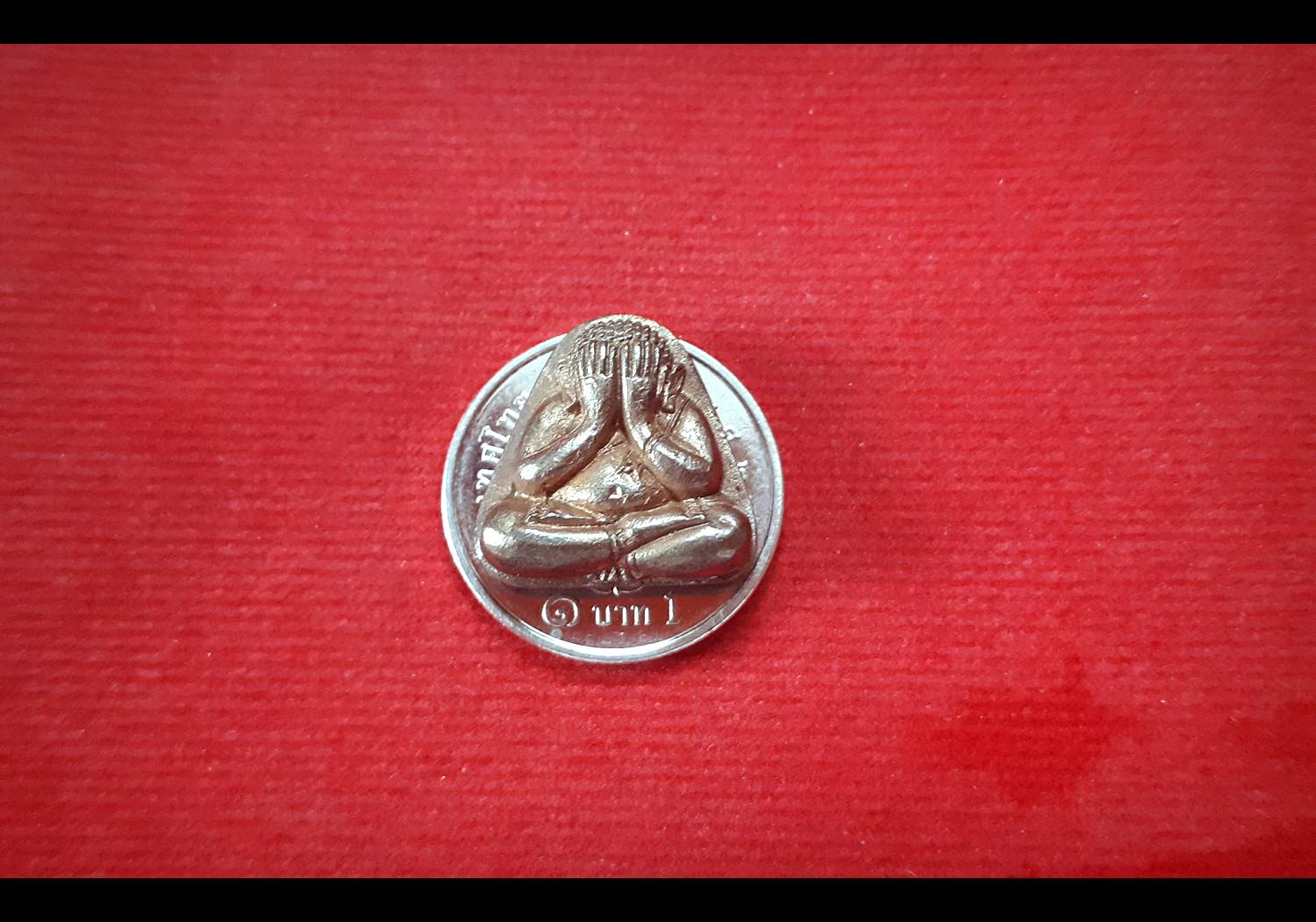 พระปิดตา มหาเศรษฐีเงินล้าน เนื้อนวะโลหะ(แก่ทองคำ) รุ่นแรก ปี2553 - หลวงพ่อเล็ก วัดท่าขนุน (รุ่นนี้ใส่ทองคำ100บาท ใส่ตะกรุดมหาสะท้อน และ ตะกรุดโสฬสเนื้อทองคำ หลวงป่เอี่ยม วัดสะพานสูง)