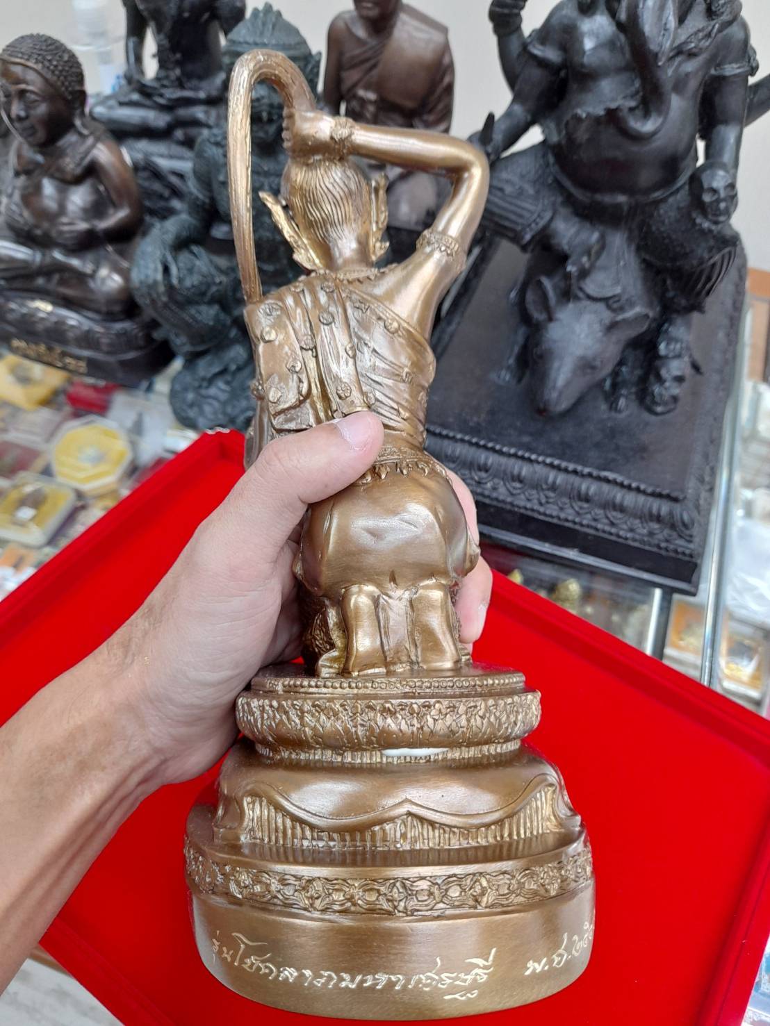 รูปหล่อ พระแม่ธรณี เนื้อทองเหลือง (เข้าพิธีปลุกเสกแล้ว)ปี2546