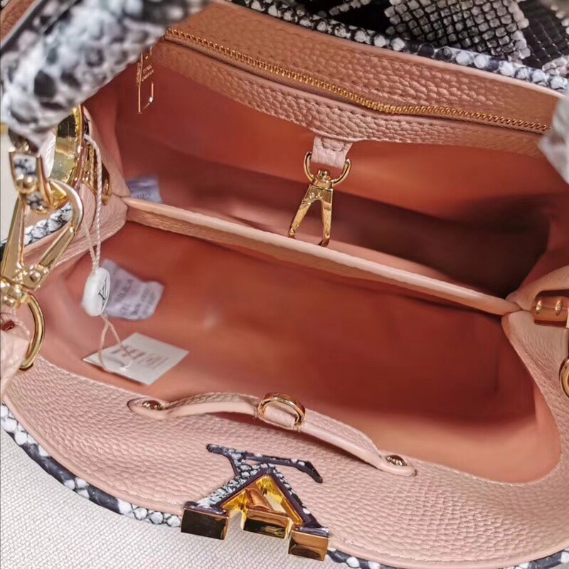 กระเป๋า lv capucines mm 11 นิ้ว มีสาย 14 นิ้วไม่มีสาย