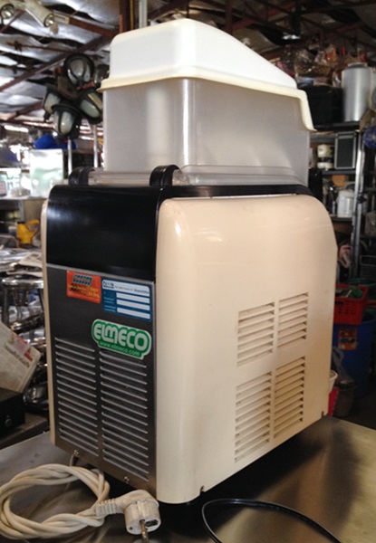 เครื่องทำเกล็ดน้ำแข็ง/สเลอบี้ Elmeco 5.5 ลิตร