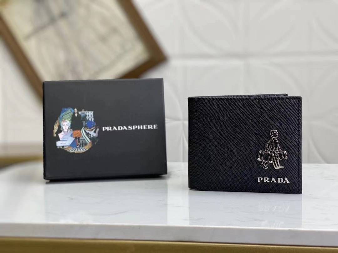 กระเป๋าสตางค์ pd saffiano short wallet ผู้ชาย ใบสั้น สีดำ มีหลายลายกดดูเพิ่ม