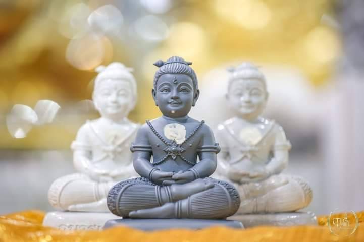 รูปหล่อ กุมารเทพนิมิต รุ่น1 (ขนาดหน้าตัก 4.5นิ้ว) เนื้อปูนแข็งผสมมวลสาร ปี2564 #รับประกันแท้