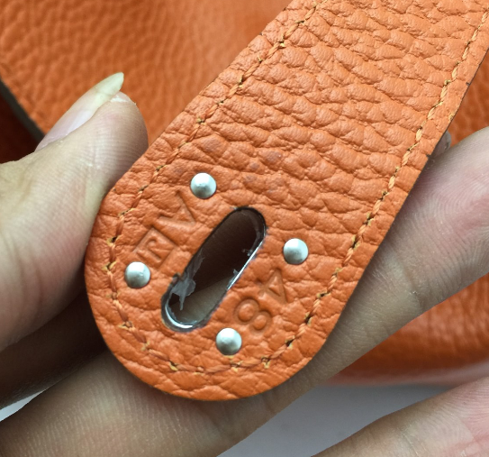 กระเป่า hm lindy togo leather 30 cm สีส้ม orange