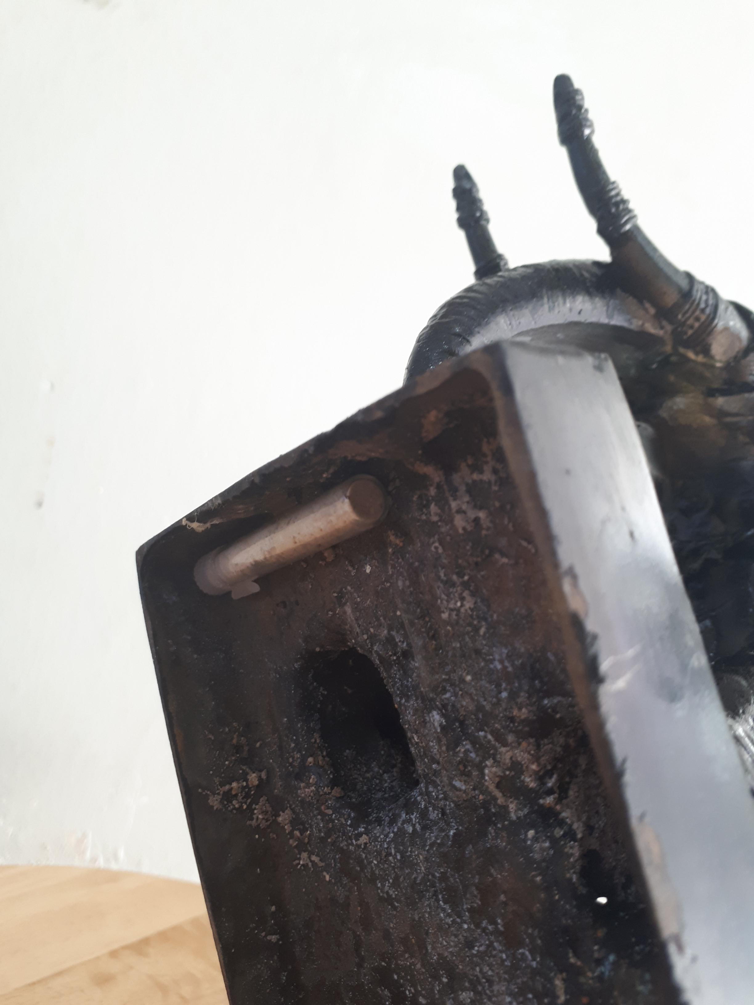 รูปหล่อ พระเจ้าพรหมมหาราช ทรงประทับขี่ช้างศึก ช้างพลายประกายแก้ว ออกศึก เนื้อโลหะรมดำ ปี2555 #รับประกันแท้ (องค์ใหญ่ ขนาด สูง14นิ้ว ฐาน7นิ้ว)