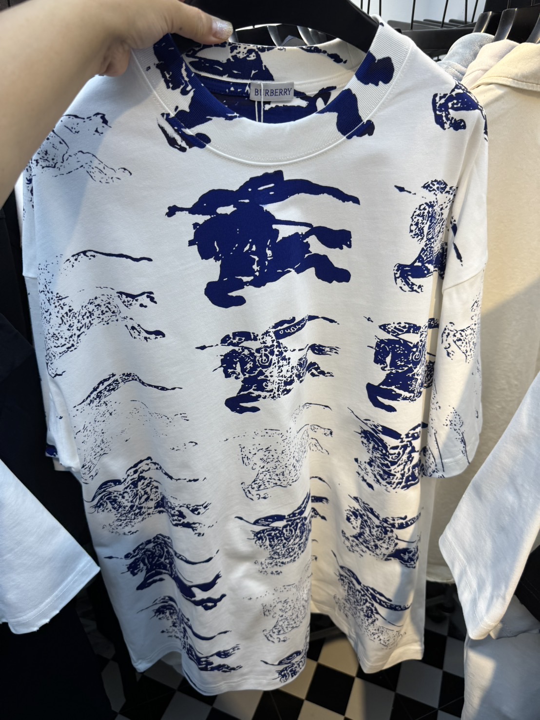 เสื้อยืดแขนสั้นผู้ชายBrandname 2025