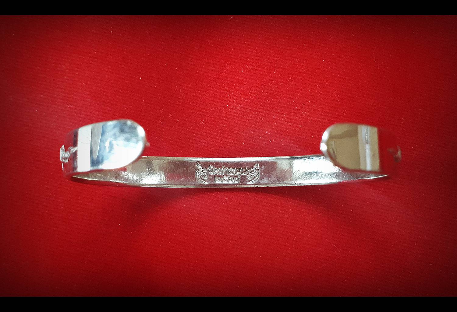 กำไล นวหรคุณ เนื้อเงินแท้ รุ่นแรก ปี2560 - หลวงพ่อเล็ก วัดท่าขนุน