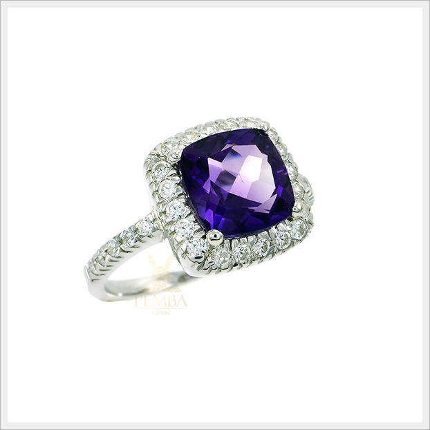 แหวนอเมทิสต์แท้ ล้อมเพชรCZ อย่างสวยงาม โดดเด่นสะดุดตา