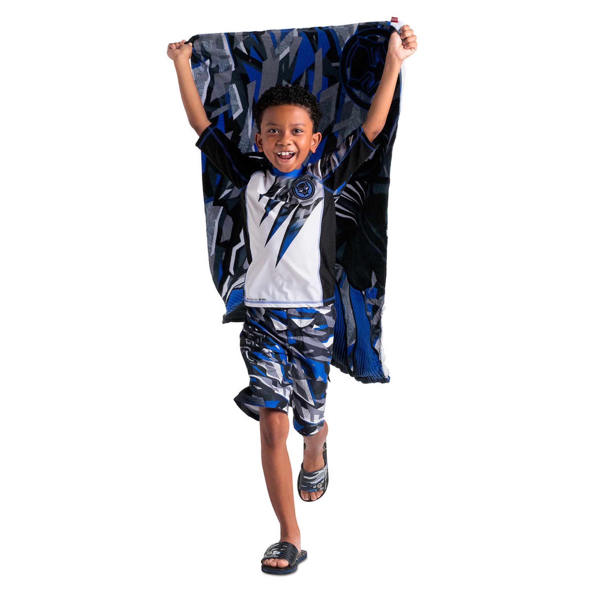 เสื้อและกางเกงว่ายน้ำสำหรับเด็ก Disney Rash Guard and Swim Shorts for Boys (Black Panther)