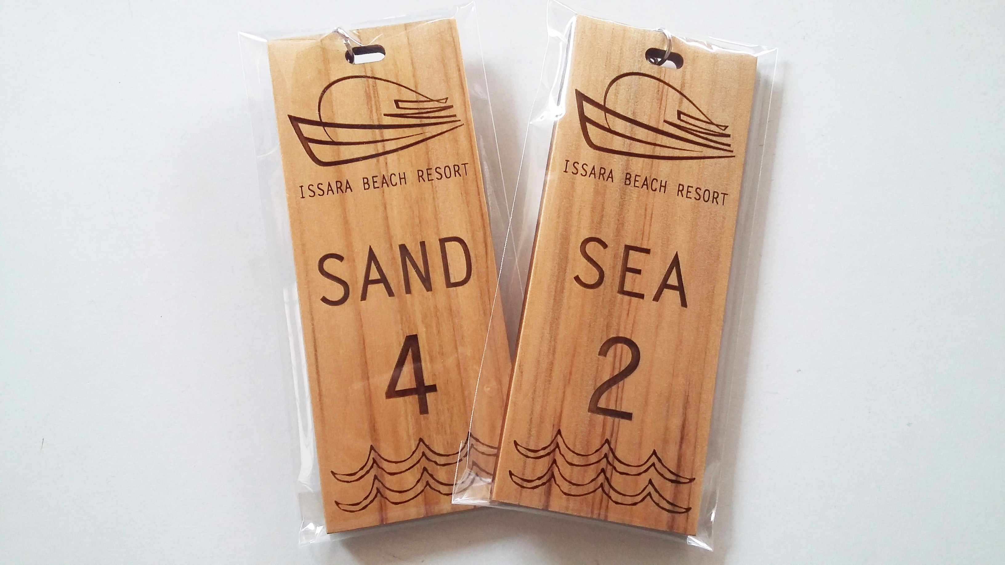 พวงกุญแจไม้ พวงกุญแจรีสอร์ท พวงกุญแจห้องพัก พวงกุญแจโรงแรม - ISARA BEACH RESORT