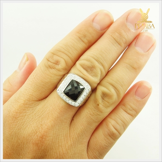 แหวนนิล ล้อมเพชรCZ งดงาม เสริมอำนาจบารมี ลูกน้องรักใคร่