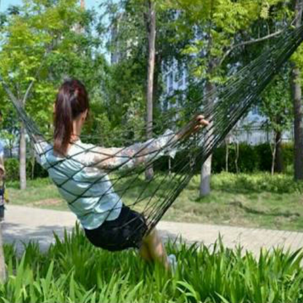 เปลญวณเชือกถักแบบตาข่าย