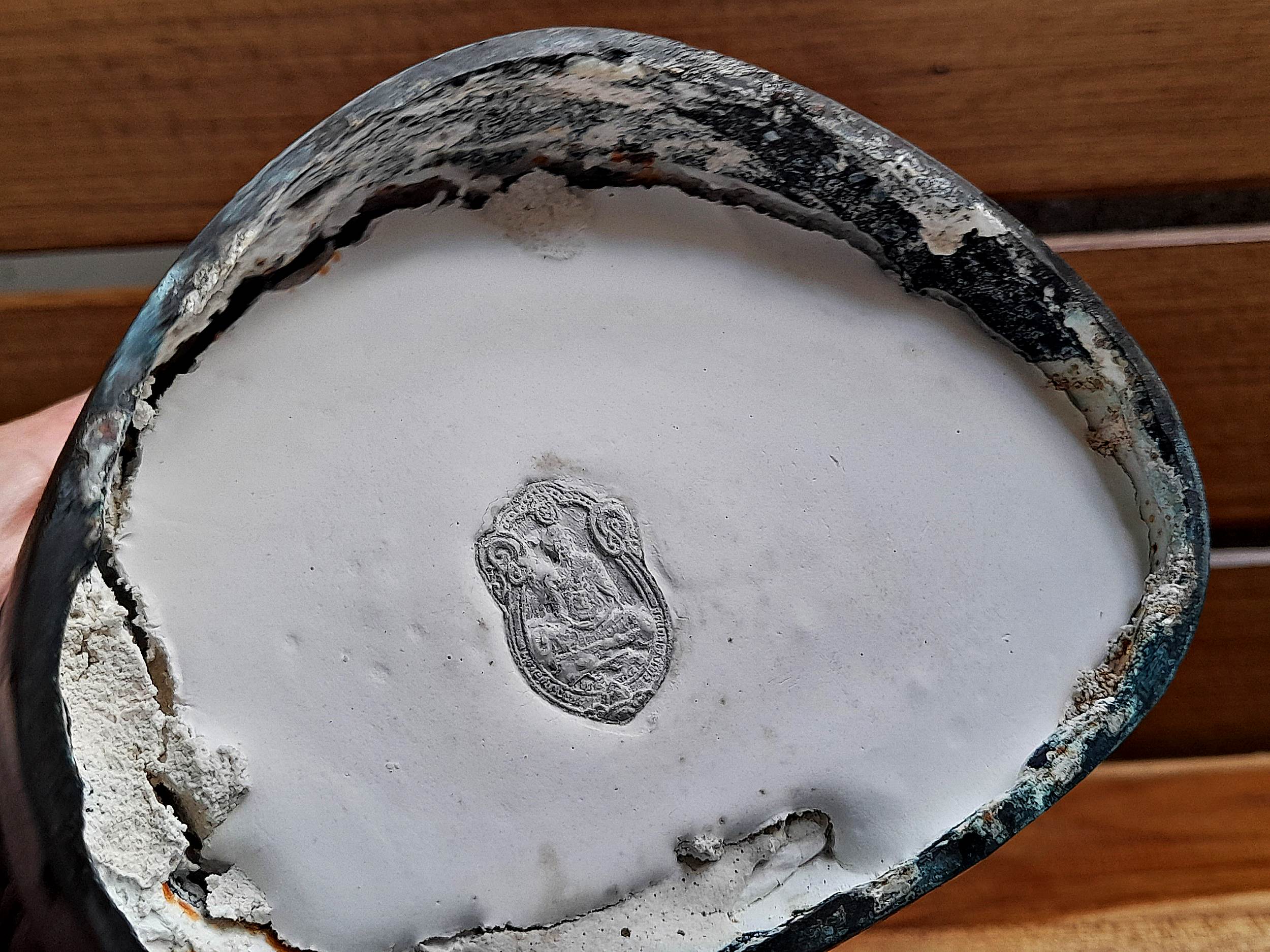 พระกริ่ง เขมโก ((พระไภษัชยคุรุพระพุทธเจ้า) ฐานดอกบัว) (ขนาดตั้งบูชา หน้าตัก5นิ้ว) พิธี เสาร์๕ ปี2537 เนื้อทองเหลือง #พิธีรวมพระเกจิ สายนครปฐม #รับประกันแท้ - (หลวงปู่หลิว วัดไร่แตงทอง, หลวงพ่อพูล วัดไผ่ล้อม, หลวงพ่อไสว วัดปรีดาราม)