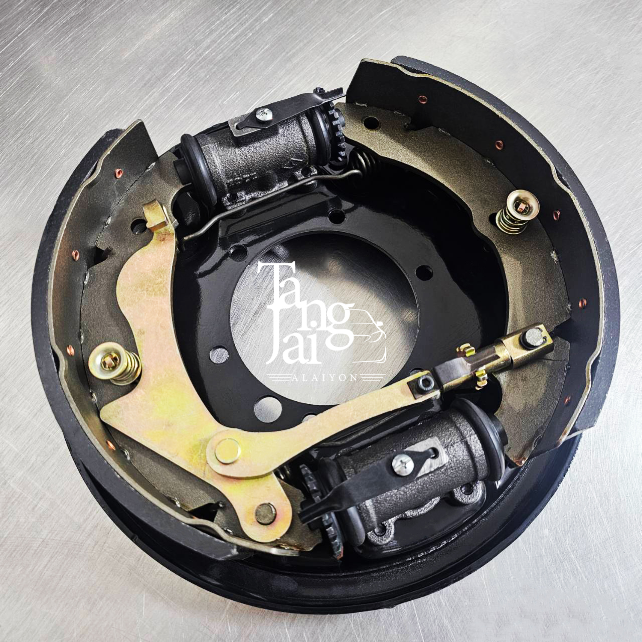 ชุดแผงเบรค (มีเบรคมือ) ISUZU D-MAX NKR สำหรับ ใช้กับเพลาลอย รถกระบะ รถบรรทุก สินค้าใหม่จากโรงงาน ราคาต่อคู่ L/R รูปแบบใหม่