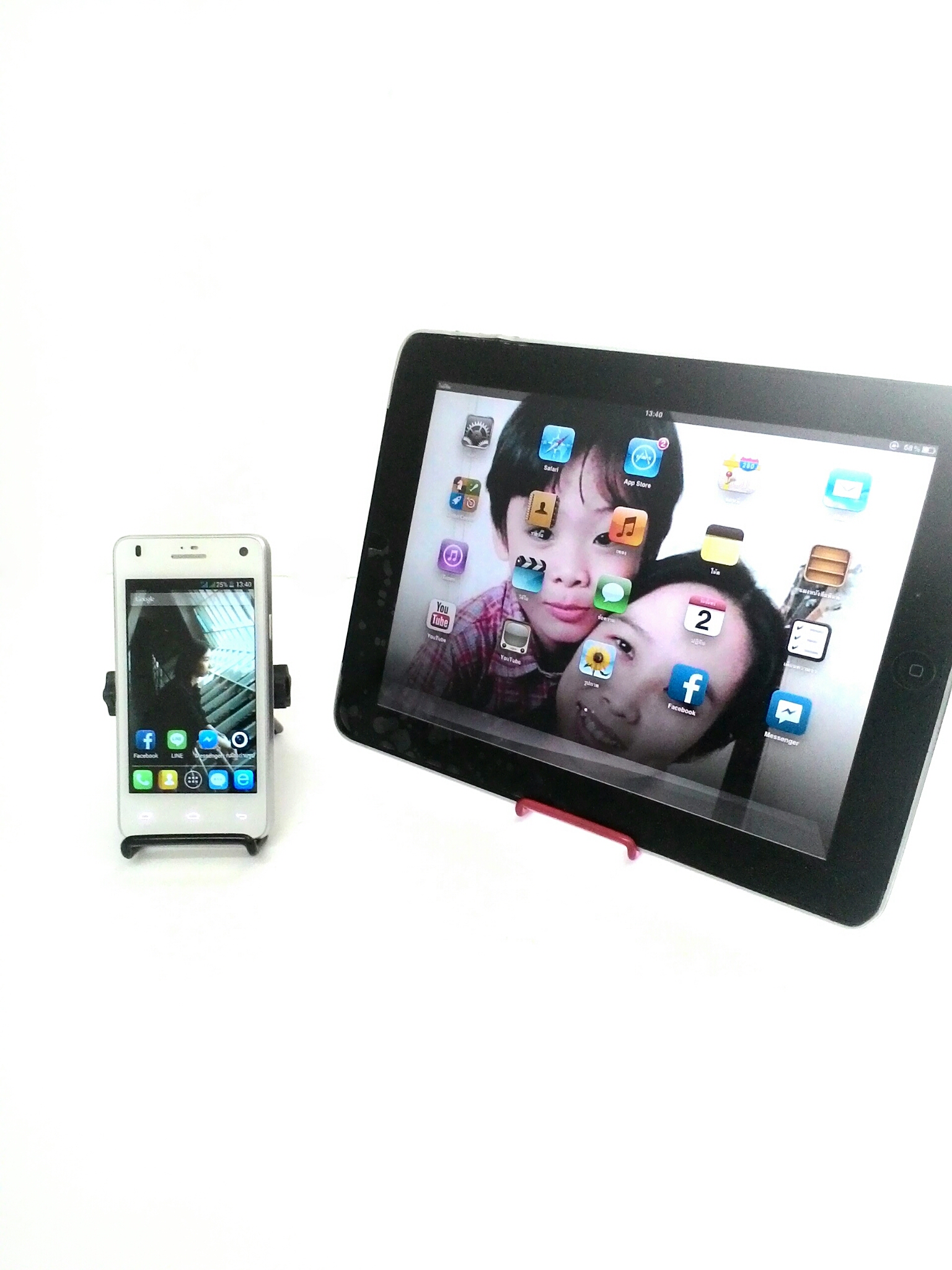 ที่วางมือถือขาเหล็ก