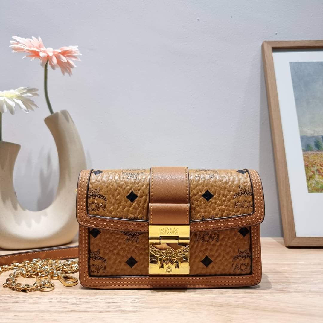 MCM MINI GRETL CROSSBODY BAG IN VISETOS (แอดไลน์ก่อนสั่งซื้อ)