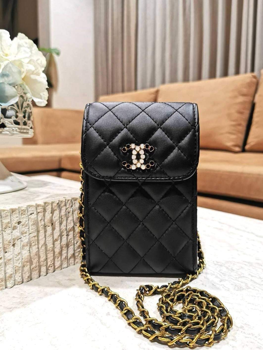 CHANEL CLUTCH BAG WITH CHAIN VIP GIFT WITH PURCHAS-GWP (แอดไลน์ก่อนสั่งซื้อ)