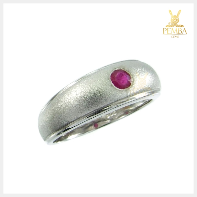 แหวนทับทิมแท้ เงินแท้925 ชุบทองคำขาว ราชาแห่งอัญมณีสีแดง
