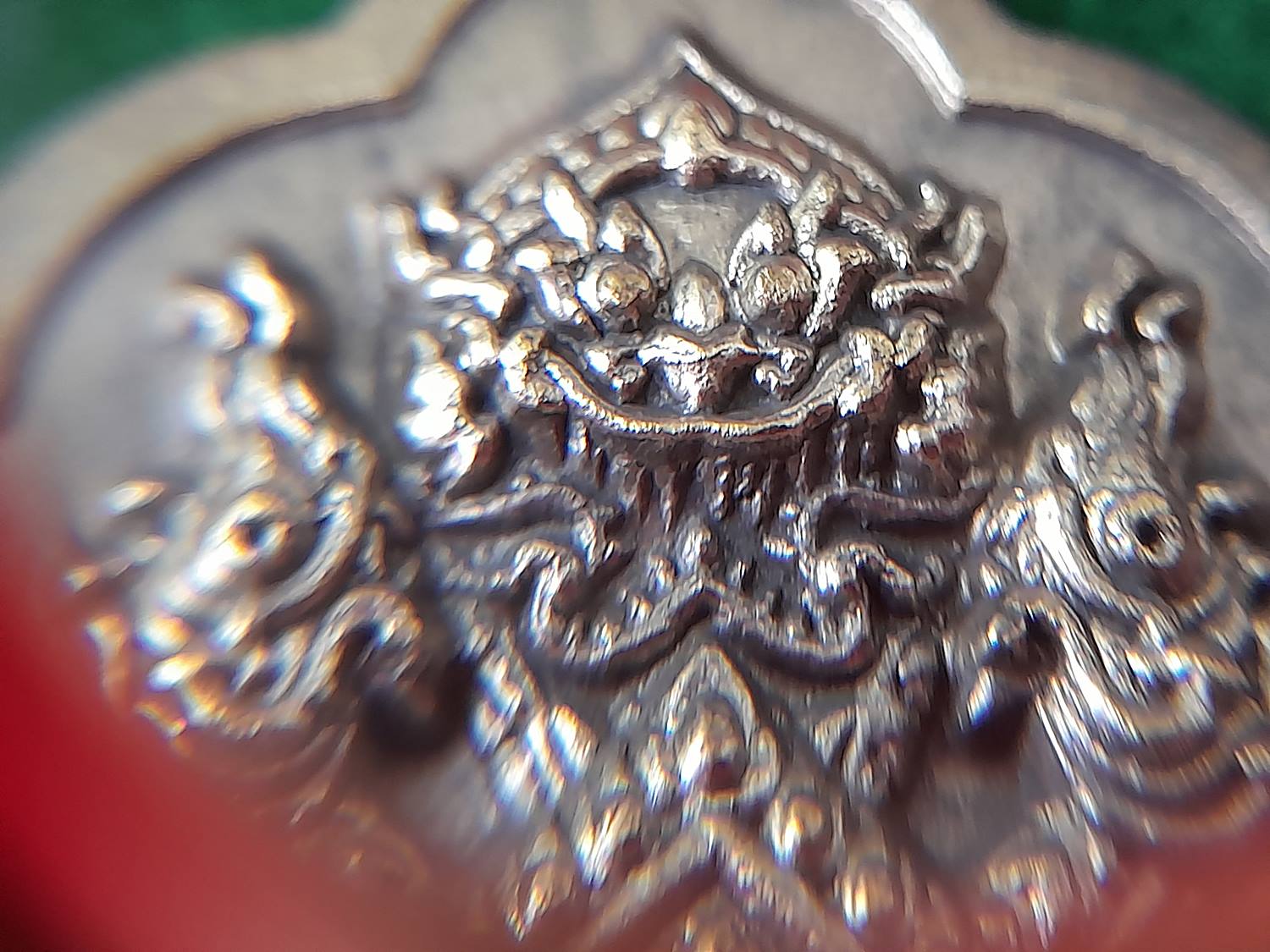 เหรียญพญานาคราช 7เศียร 9ตะกูล (เนื้อนวะพรายเงิน (มีส่วนผสมของ ทองคำและเงิน) ปี2564 หลังบวงนาคบาศ มีกินไม่รู้สิ้น มีกินไม่มีอด ผูกดวงยันต์หนุนเสริมพลิกดวงชะตา #พุทธคุณโชคลาภค้าขายส่งเสริมธุรกิจกิจการเรียกเงินหมุนเวียน หนุนเสริมดวงชะตาชีวิต #รับประกันแท้