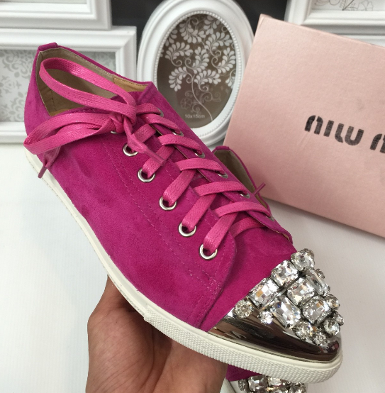 พร้อมส่ง รองเท้า mm sneakers 2015 หัวเพชร สอบถามไซส์ได้ค่ะสต็อคของเปลี่ยนตลอด