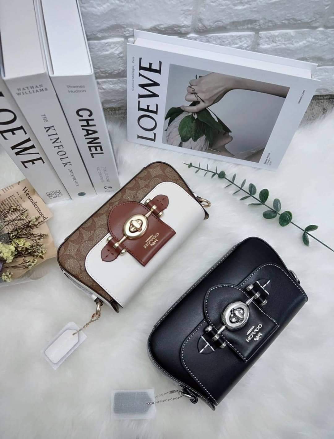 COACH CM049 BRIE SHOULDER BAG (แอดไลน์ก่อนสั่งซื้อ)