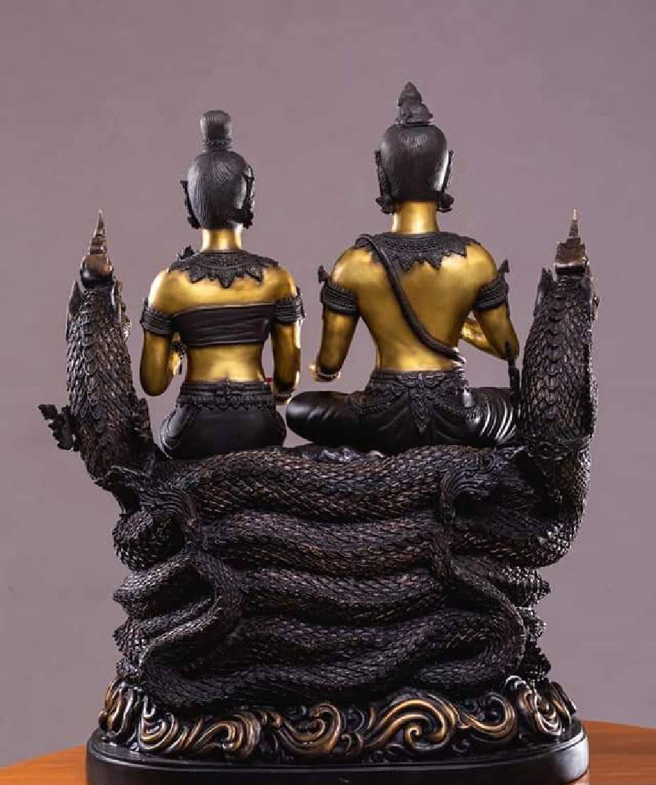 รูปหล่อ พญานาคราชคู่ (ท่านปู่นาคา-ปู่ศรีสุทโธ ท่านยานาคี-ศรีปทุมวัน) นั่งบัลลังก์ เนื้อโลหะทองเหลือง (หน้าตัก 9นิ้ว)