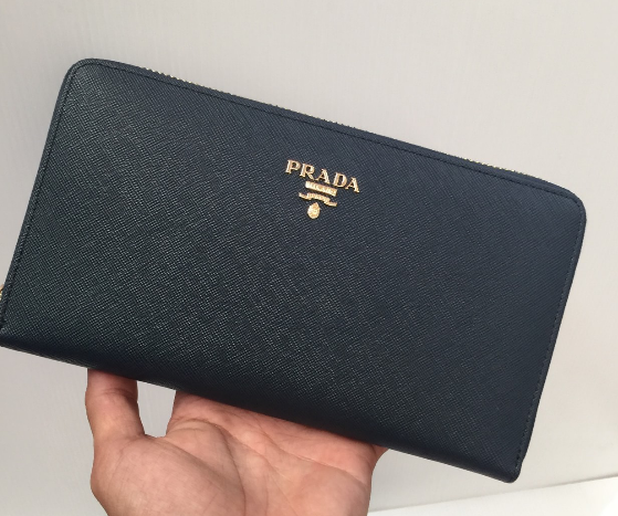 กระเป๋าสตางค์ pd saffiano organiser