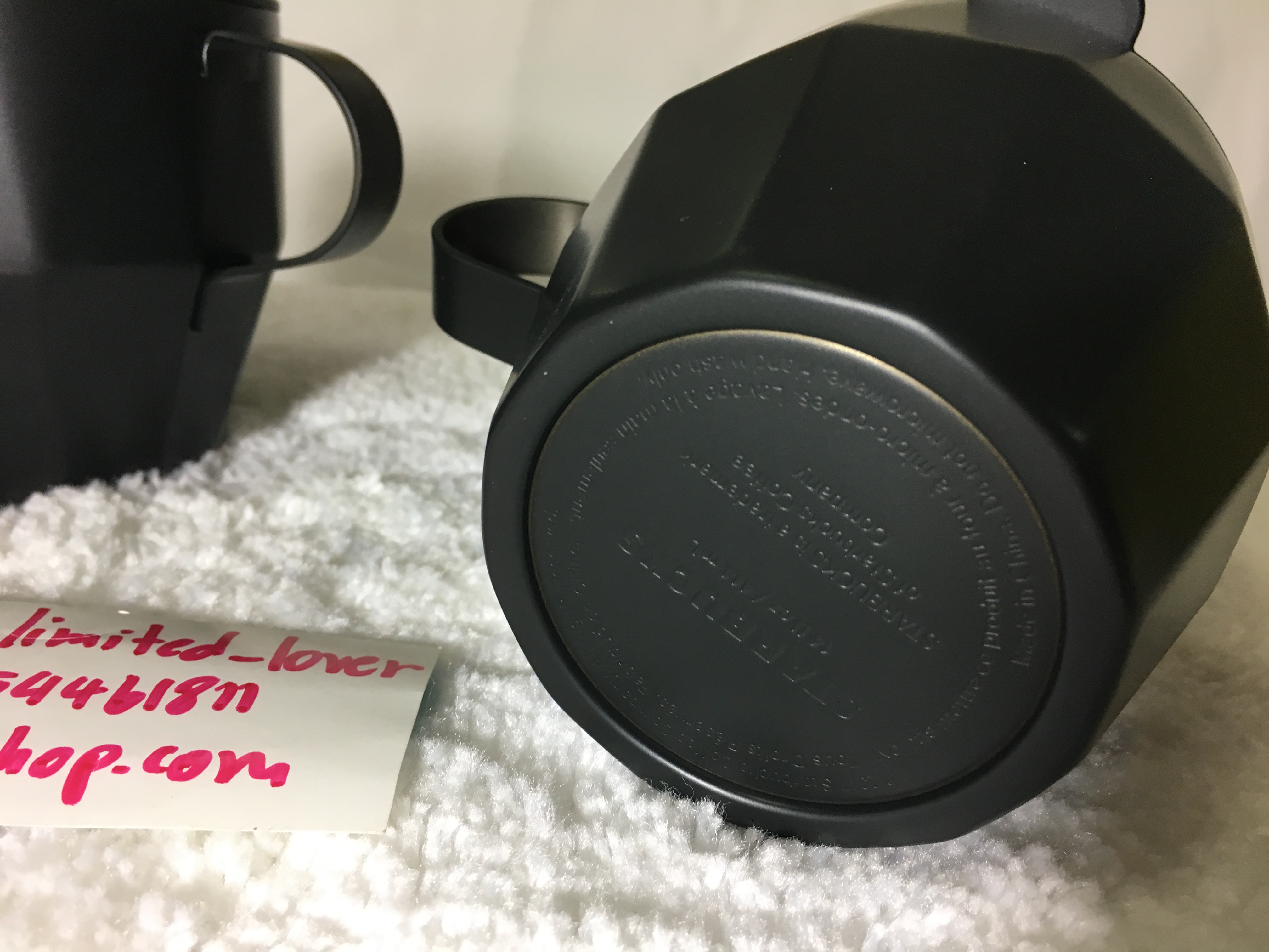 #สาวกพี่บัคส์ห้ามพลาด #แก้วสตาร์บัคส์สีดำด้านทรงตัดเหลี่ยมเพชรหายาก งานละเอียด สแตนเลสทั้งใบผลิตยากมากแบบนี้ สีดำด้านที่ใครๆตามหา แก้วสตาร์บัคส์อเมริกาใบเท่สแตนเลสดำด้านทรงตัดเหลี่ยมเพชรlimited Verismo® Stainless Steel Faceted Mug