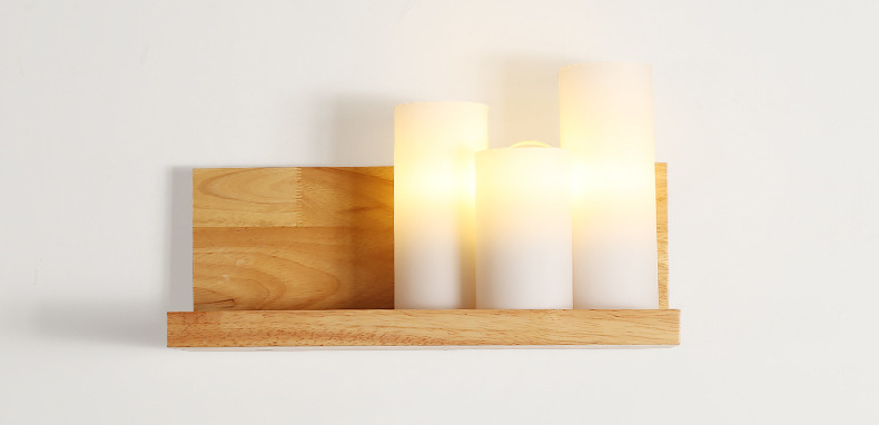 โคมไฟติดผนังภายในไม้โมเดิร์นประดับแท่งเทียนแก้ว 3 แท่ง สีขาวขุ่น [BM2094-3]