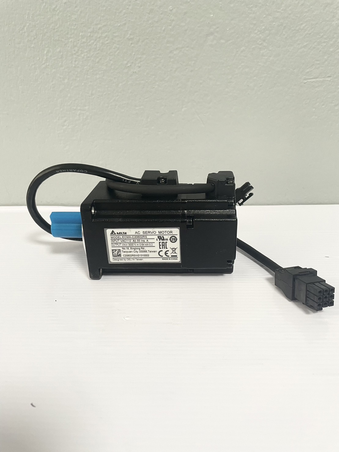 Delta AC Servo Motor Model:ECMA-C20602RS 200W (without brake)