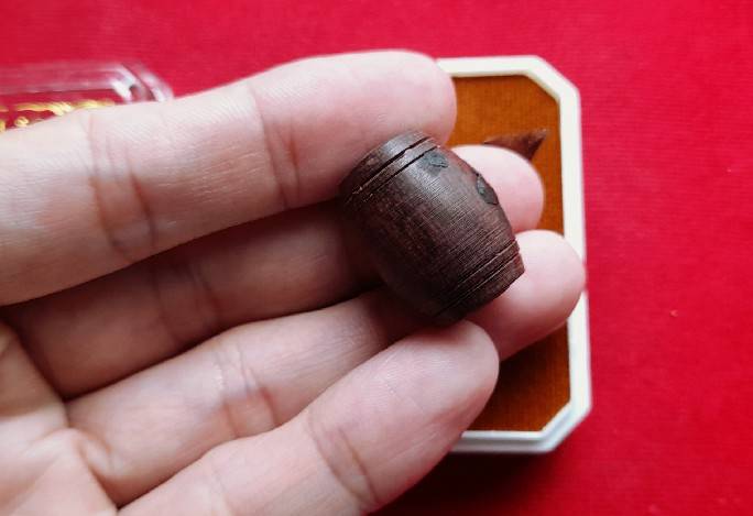 ตะโพน(มหาลาภเมตตาเสหน่ห์ ชื่อเสียงโด่งดัง) ไม้แก่นมะขามร้อยปี ปี2561 - หลวงปู่เล็ก วัดทำนบ