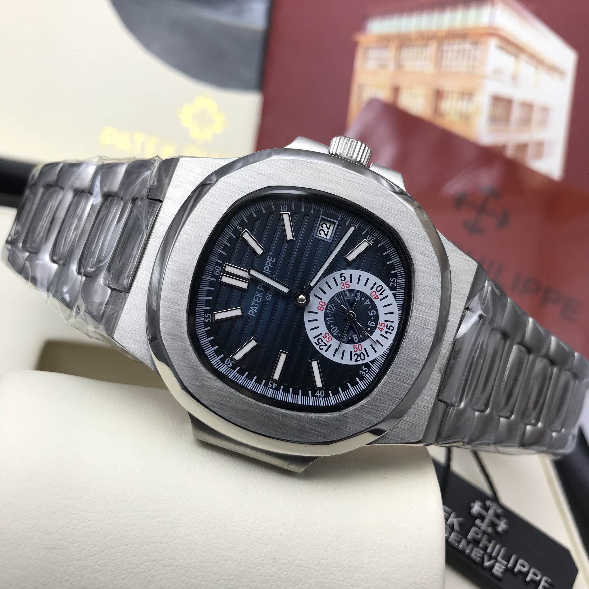 นาฬิกา Patek Philippe รุ่น Men Nautilus 5980 Stainless With Grey Dial